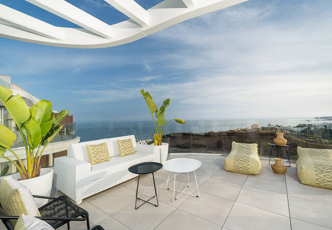 Innovative Apartments with Spacious Terraces in Fuengirola 1