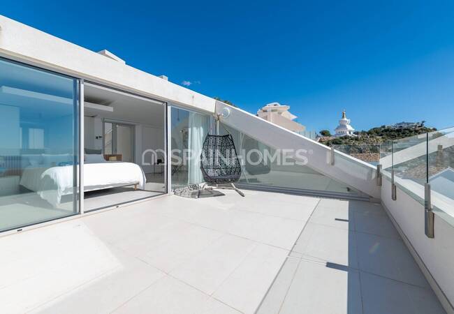 Benalmádena'da Modern Tasarımlı Aydınlık ve Geniş Daireler 4