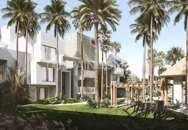 Sea and Mountain View Apartments Close to the Beach in Estepona 2