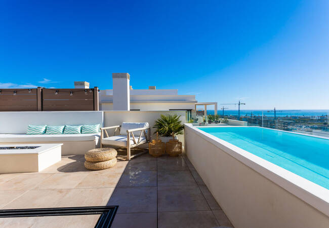 High-quality Apartments and Penthouses Close to the Beach in Mijas 1
