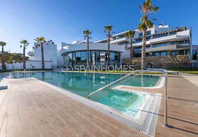 Estepona Apartments Within Walking Distance to Town Center 10