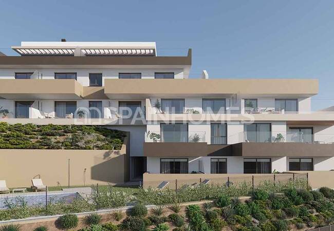 Estepona Apartments Within Walking Distance to Town Center 2