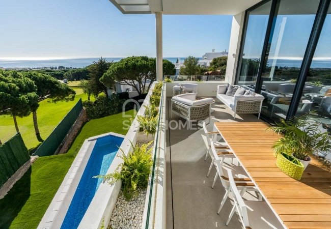 Marbella'da Özel Havuzlu ve Teraslı Lüks Evler 3