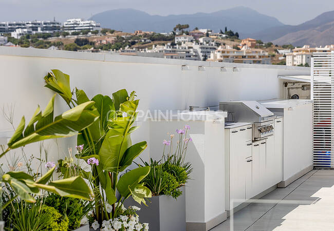 Estepona Málaga'da Denize Sıfır Konumda Lüks Daireler 21