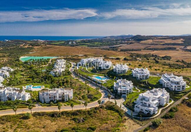 Casares'de Zengin Site Olanaklarına Sahip Lüks Daireler 4