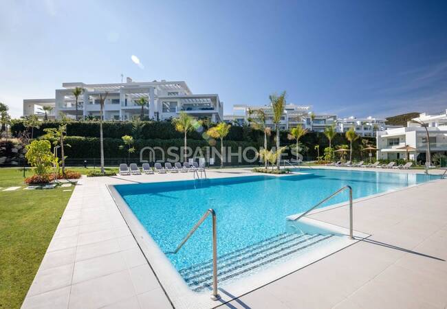 Casares'de Zengin Site Olanaklarına Sahip Lüks Daireler 1