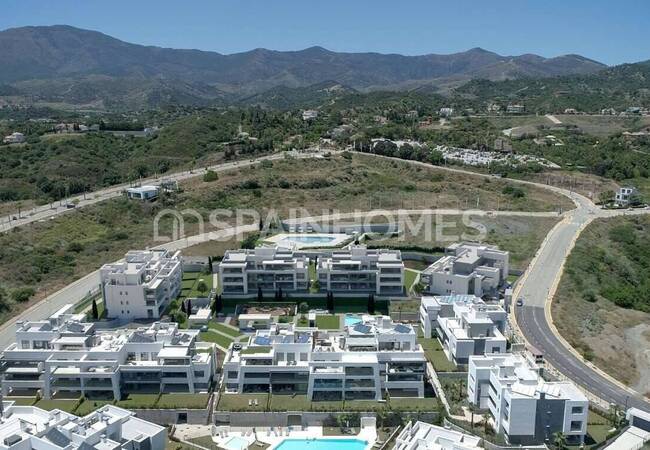 Estepona Apartments in a Residential Complex with Cinema Area 4