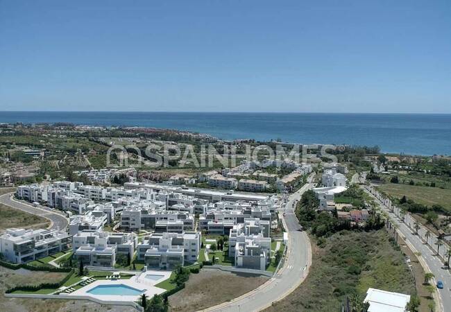 Estepona Apartments in a Residential Complex with Cinema Area 5