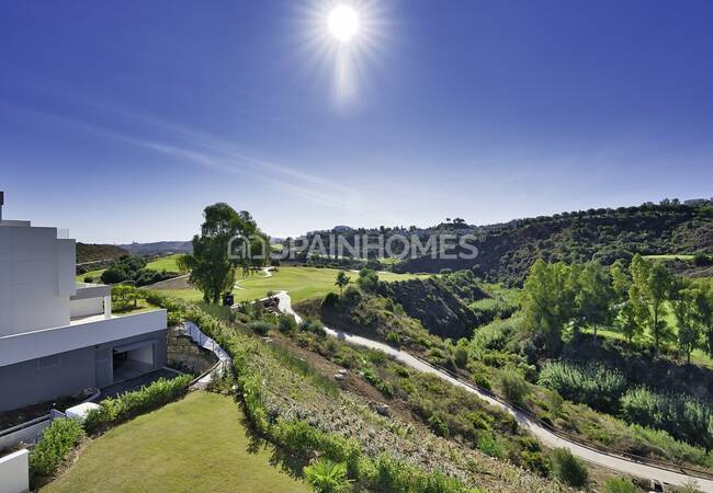 Mijas'ta Modern Tasarımlı Panoramik Manzaralı Daireler 2