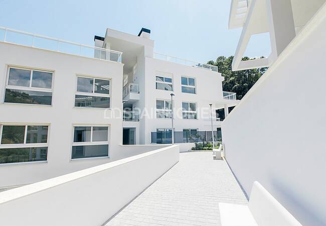 Benahavis'te Guadalmina Nehri Yanında Sıfır Daireler 12