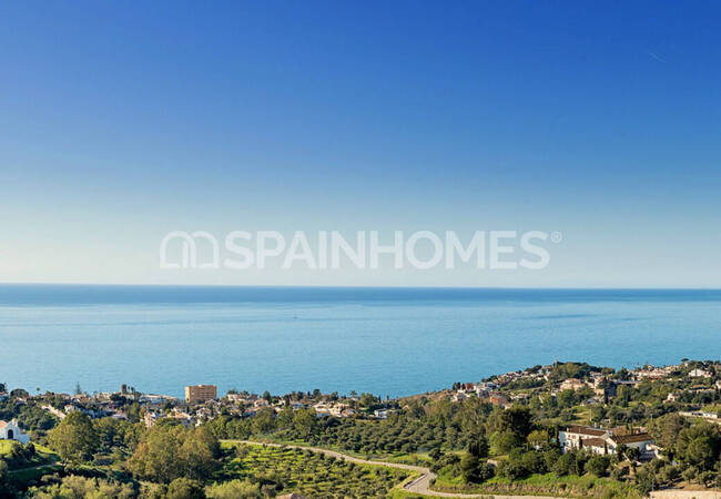 Villas with Private Infinity Pool in Benalmádena Málaga 6
