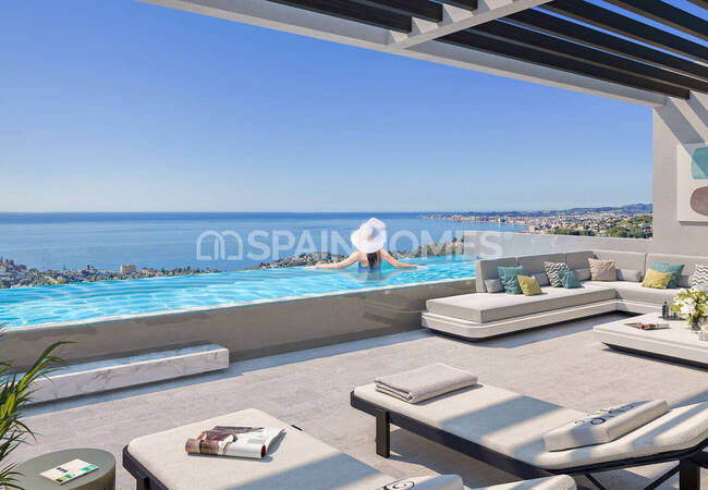 Benalmádena Málaga'da Özel Sonsuzluk Havuzlu Villalar