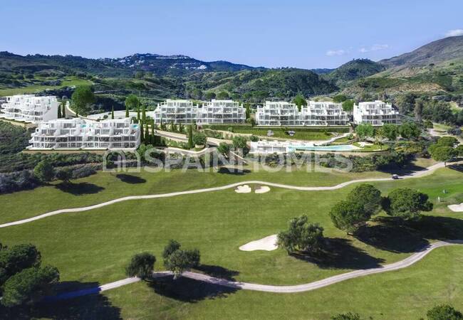 Well Located Golf Apartments in a Secure Residential Complex in Mijas 1