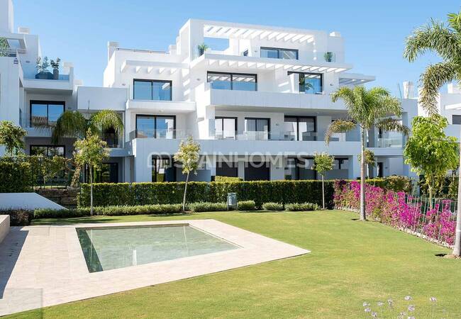 Well-located Exclusive Design Apartments in Estepona 3