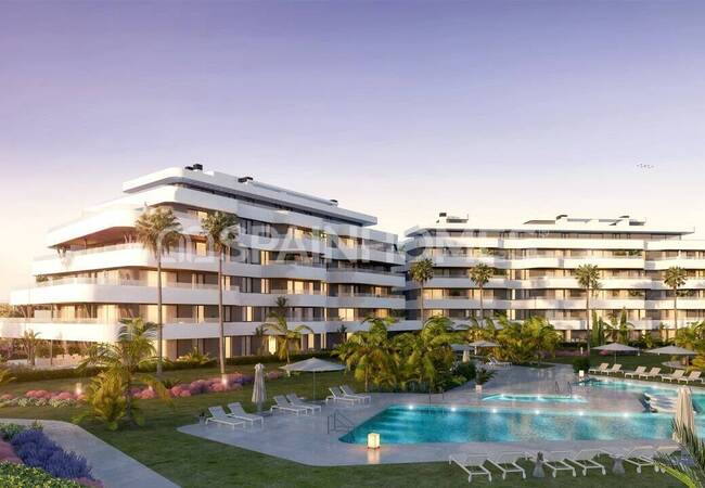 Apartamentos Con Vistas Al Mar En Un Complejo Cerrado En Torremolinos Málaga 2