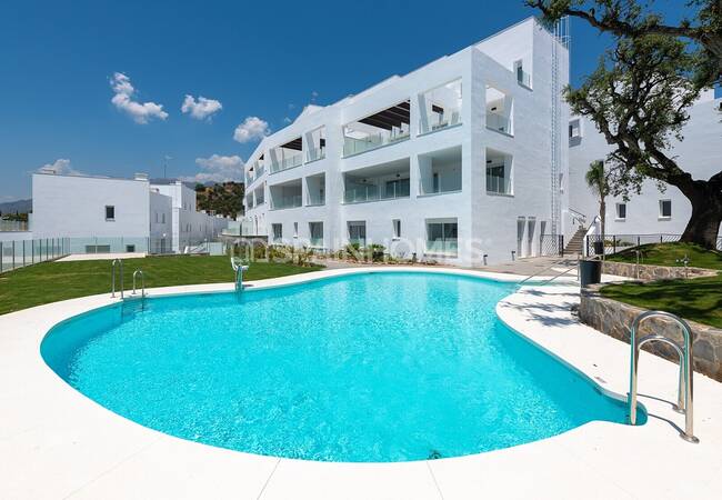 Top Quality Sea View Apartments Surrounded by Nature in Marbella 8