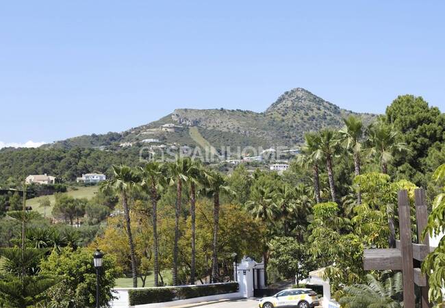 Luxury Apartments Within an Exclusive Community in Benahavis 16