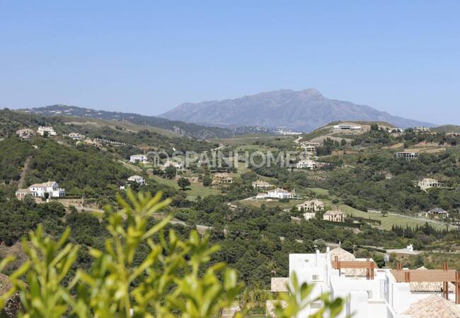 Luxury Apartments Within an Exclusive Community in Benahavis 17