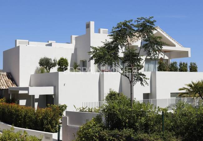 Luxury Apartments Within an Exclusive Community in Benahavis 9