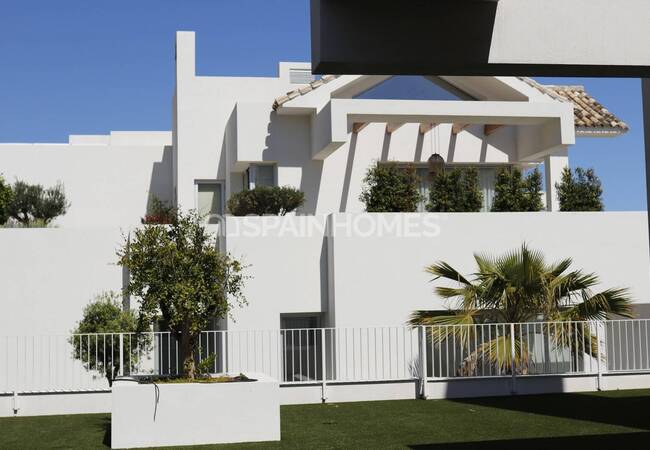 Luxury Apartments Within an Exclusive Community in Benahavis 6