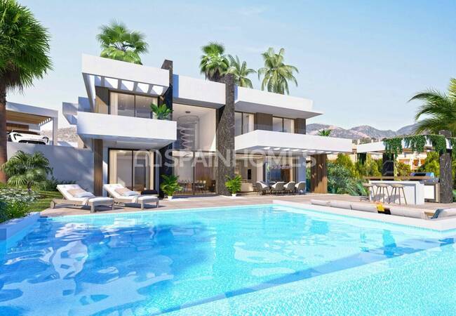 Contemporary Style Villas in Prime Location in Estepona 2