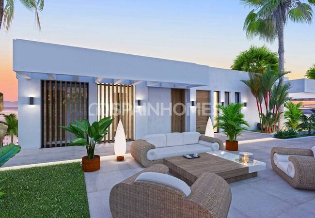 Contemporary Style Villas in Prime Location in Estepona 4