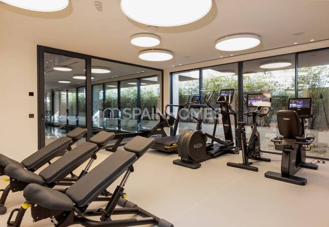 Unique Beachfront Project in Estepona with Luxury Apartment 13