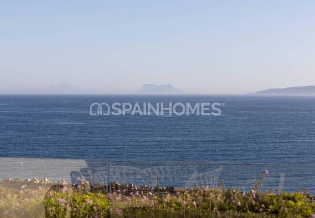 Unique Beachfront Project in Estepona with Luxury Apartment 14