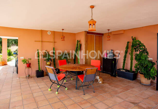 Отдельная Вилла с Видом на Море в Хорошем Месте Бенальмадены 23