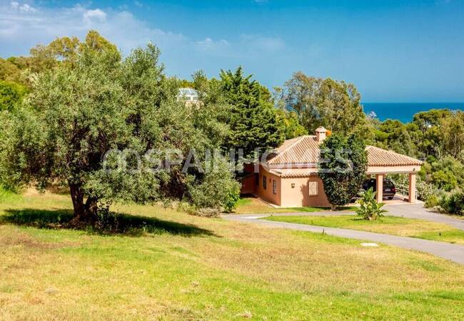 Отдельная Вилла с Видом на Море в Хорошем Месте Бенальмадены 11