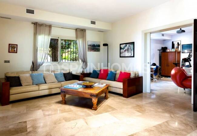 Отдельная Вилла с Видом на Море в Хорошем Месте Бенальмадены 21