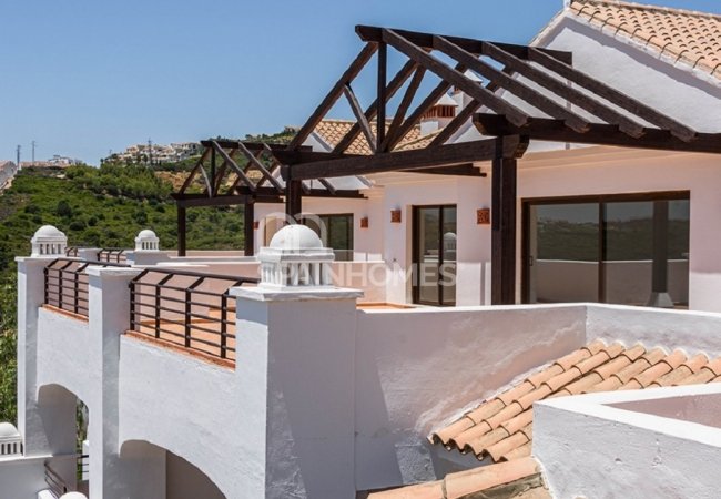 Apartamentos De Estilo Mediterráneo Bien Ubicados En Casares 5