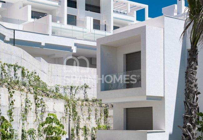 Strategically Located Eco-friendly Apartments in Estepona Town 3