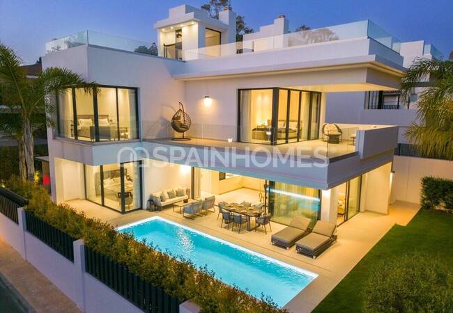 Современные Отдельные Виллы в Престижном Районе Марбельи 5