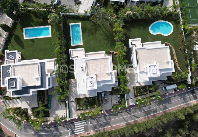 Villas Bien Situées Dans Un Quartier Convoité De Marbella 15