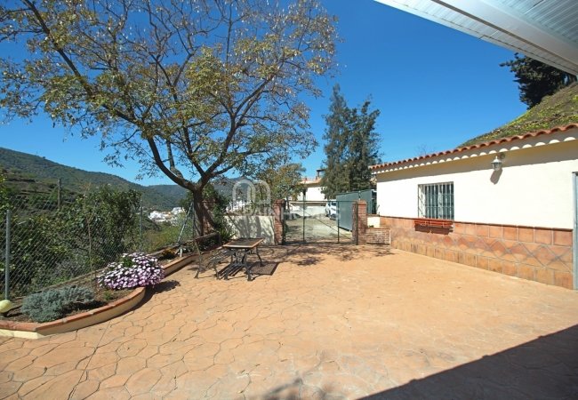 Удачно Расположенный Загородный Дом в Аренасе 4