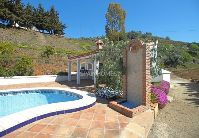 Удачно Расположенный Загородный Дом в Аренасе 9