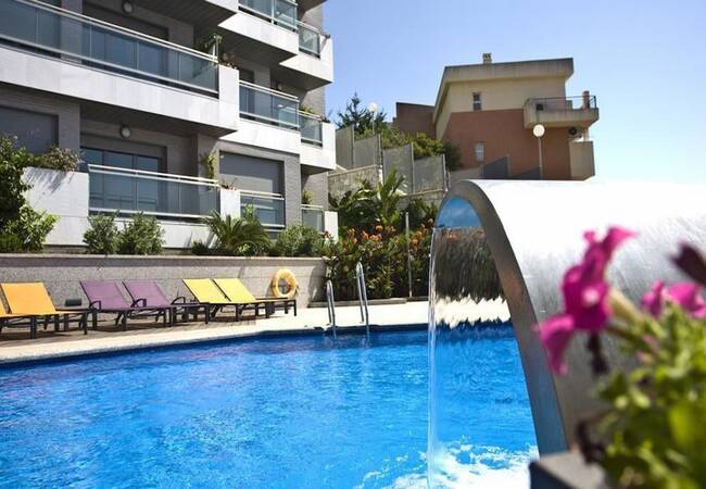 Fantastisch Gelegenes Luxus-aparthotel In Benalmádena 1