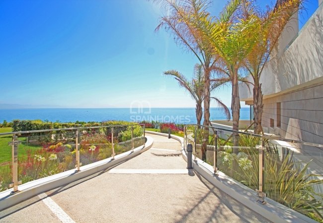 Mijas'da Merkezi Konumda Satılık Çatı Katı Daireler 5