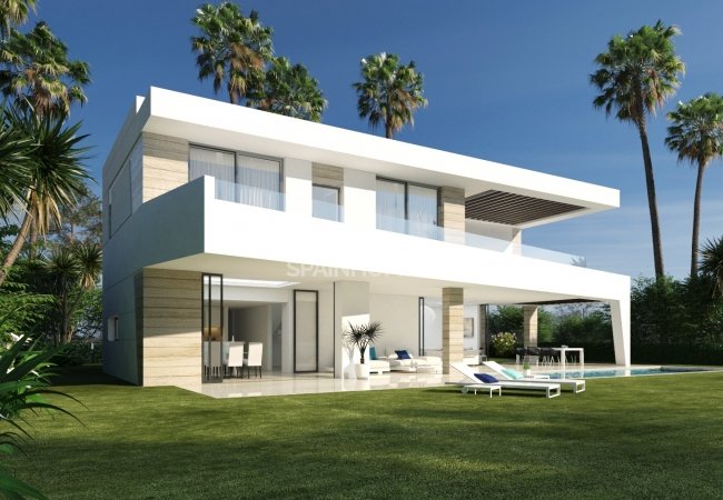 Villas De Lujo Funcionales Y Bien Situadas En Estepona 3