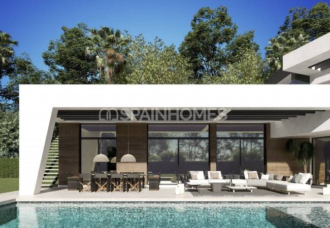 Großartig Gelegene Prestigeträchtige Villa In Marbella 3