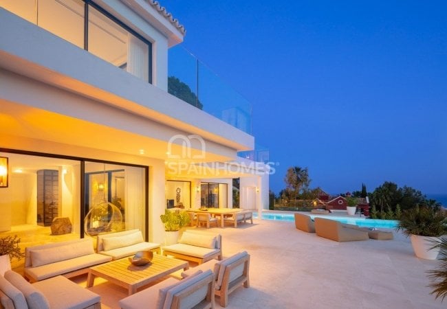 Well-located High-end House in Marbella's Prime Location 5