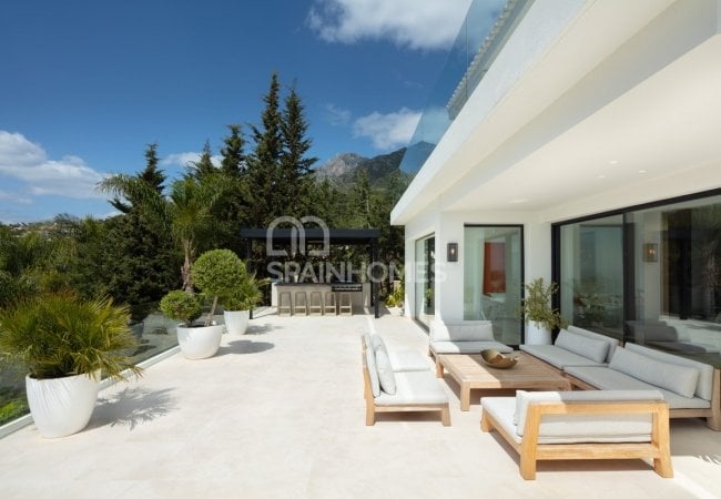 Well-located High-end House in Marbella's Prime Location 10
