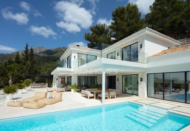 Well-located High-end House in Marbella's Prime Location 12