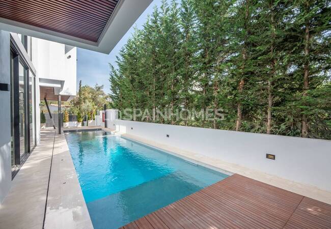 Престижные Виллы на Берегу Моря в Марбелье 6