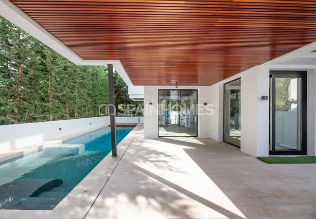 Престижные Виллы на Берегу Моря в Марбелье 10