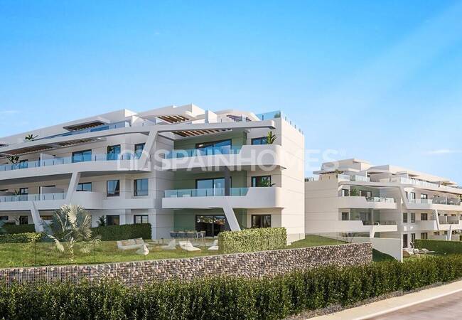 Golfside Properties in a Sought After Area of Mijas 7