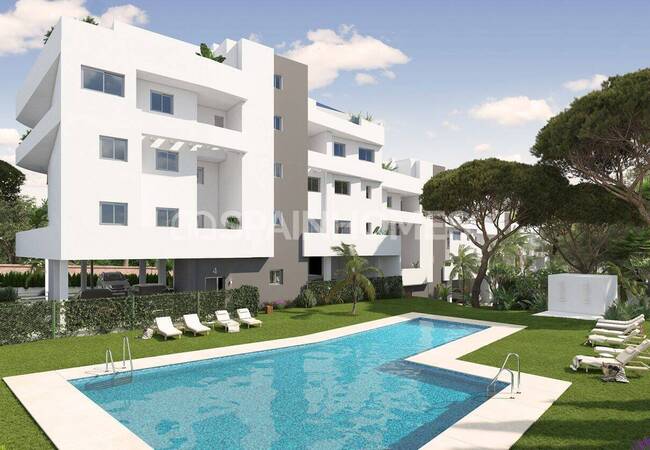 Central Apartments with Large Terraces in Torremolinos