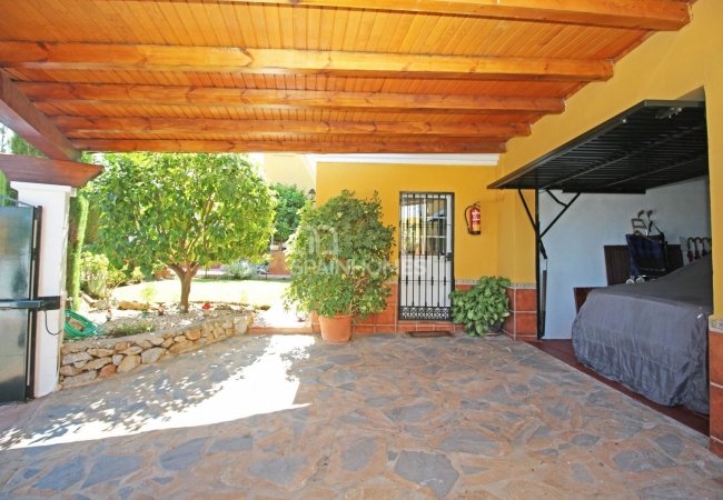 Great Detached House in a Sought After Area of Benalmadena 2