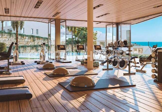 Престижные Квартиры в Хорошем Месте Фуэнхиролы 10